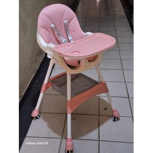 Baby High Chair / Feeding Chair