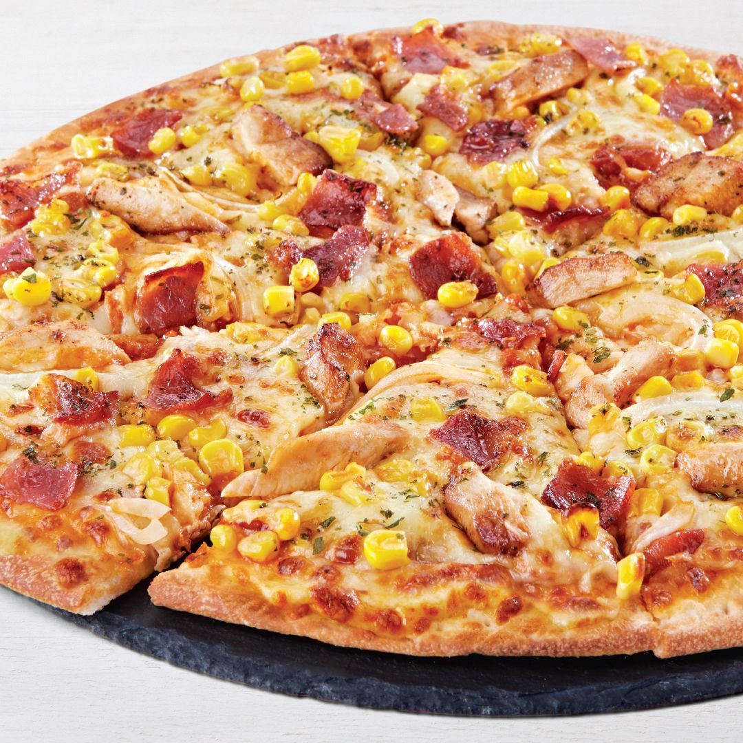 Chicken Macon BBQ Mega Pizza (Pizza Inn)